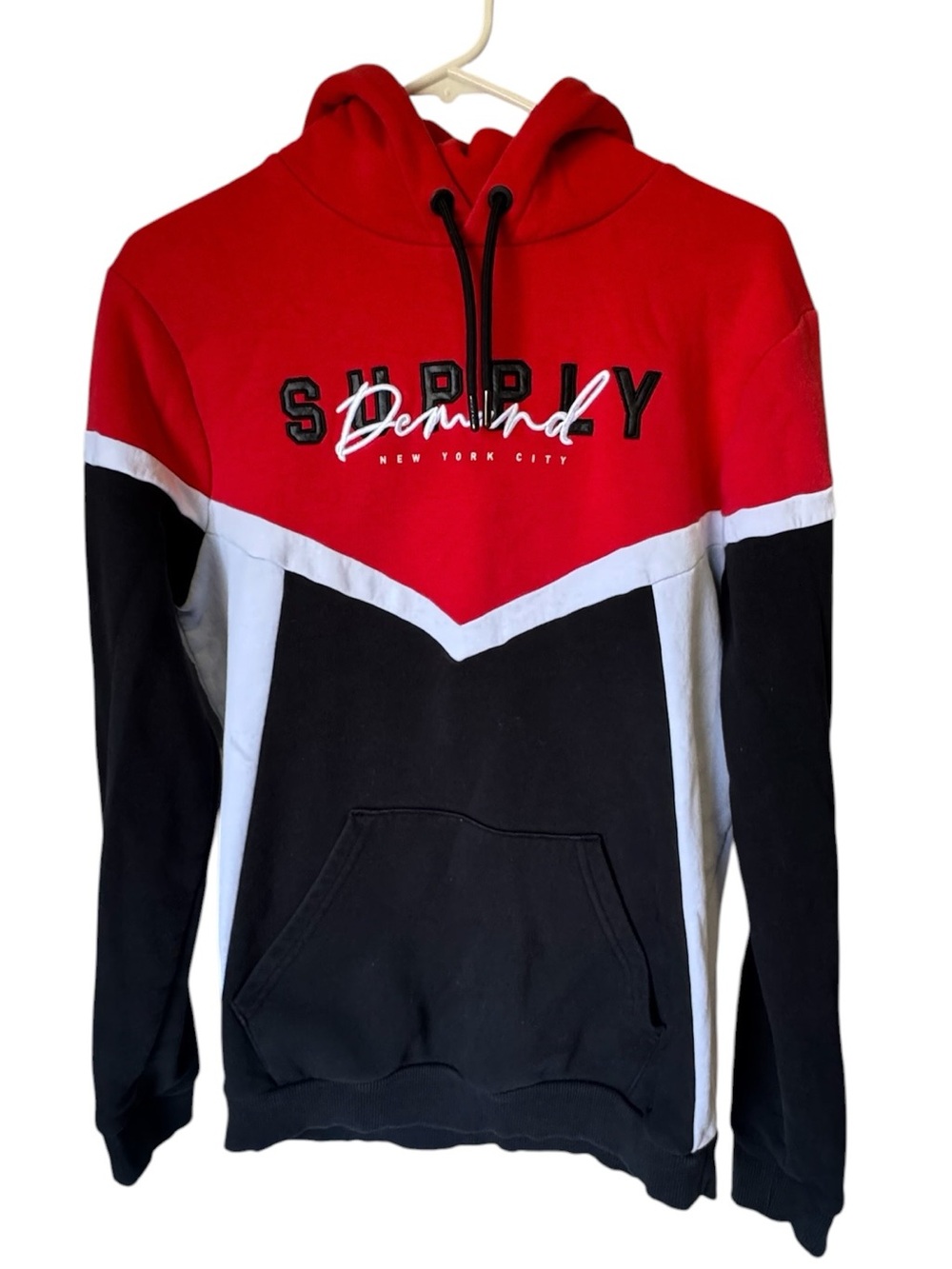 Supply & Demand Streetwear Red & Black Hoodie Sweatshirt Men’s M